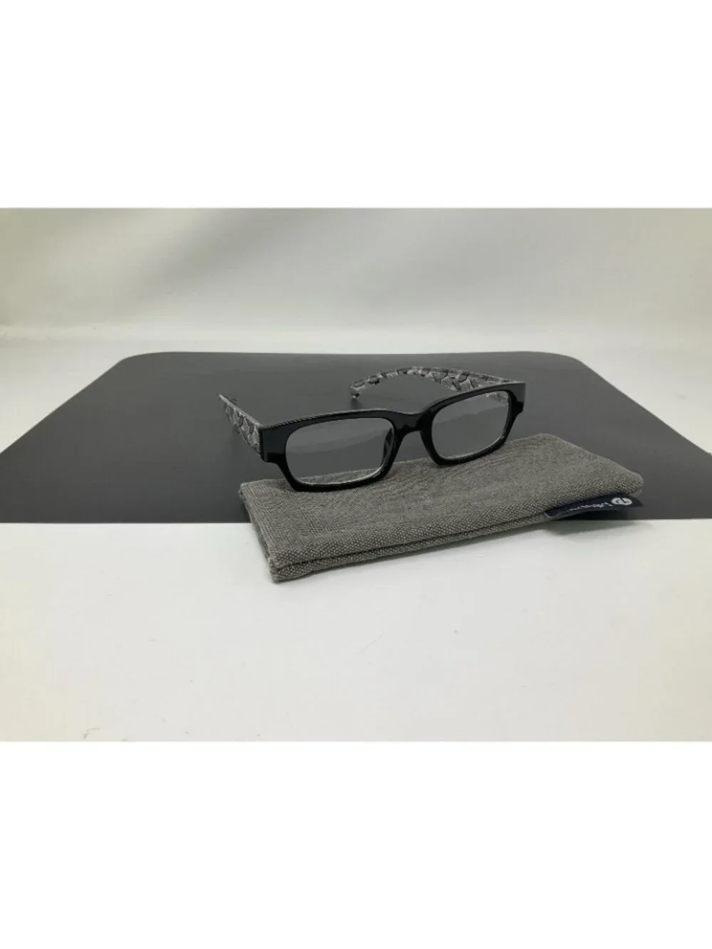 South Beach Peepers Black Reading Glasses +1.25